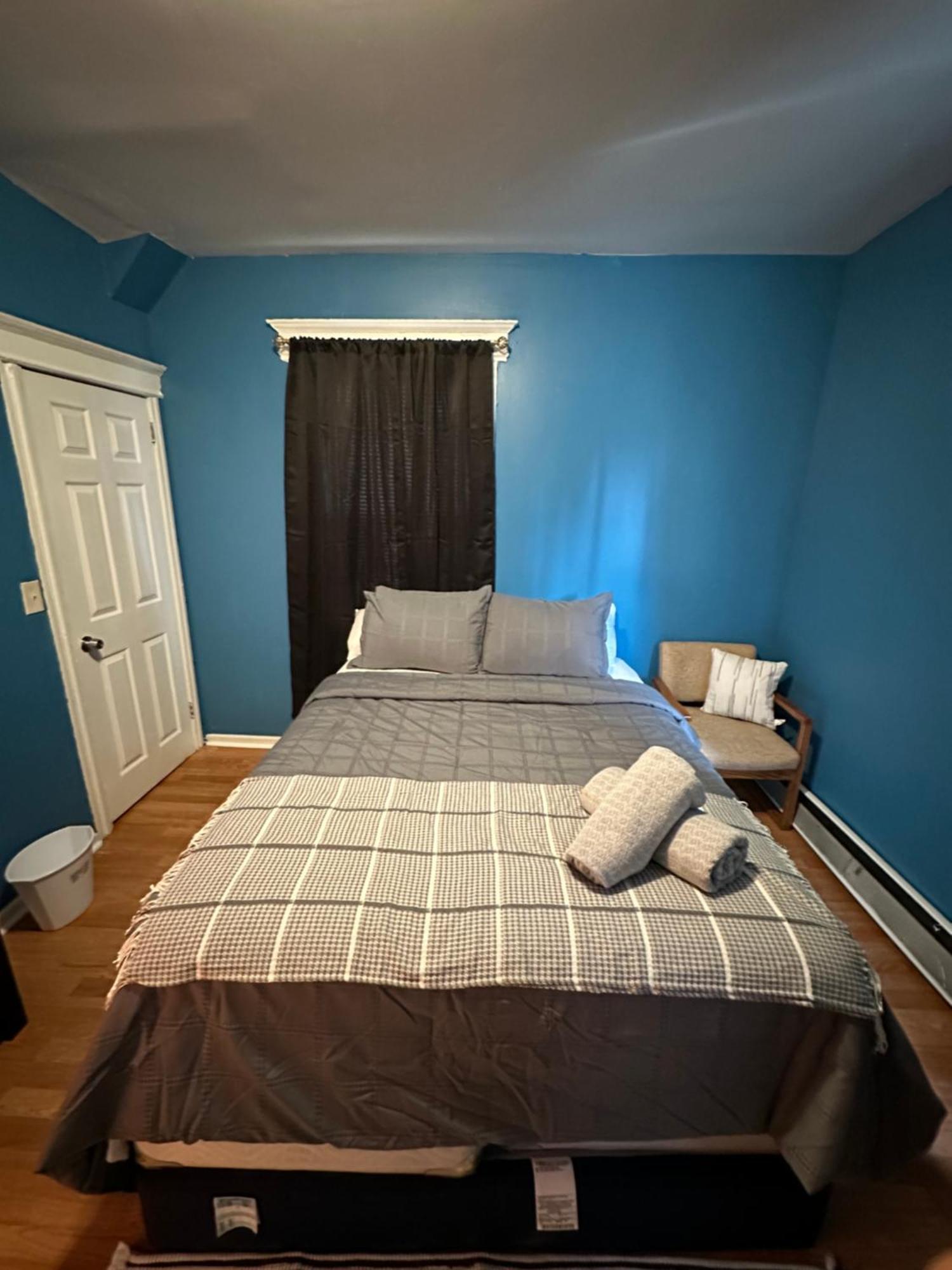 Fidelia Jade Room Queen Bed Minutes From Newark Liberty International Airport And Newark Penn Station Экстерьер фото